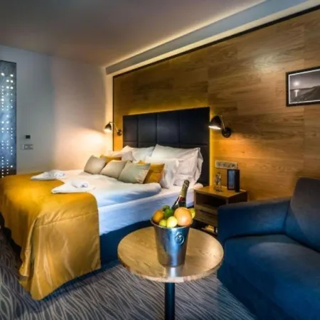 Hotell Galeria Thermal
