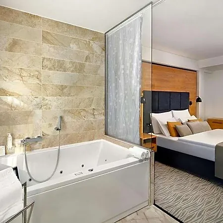 Galeria Thermal 4*