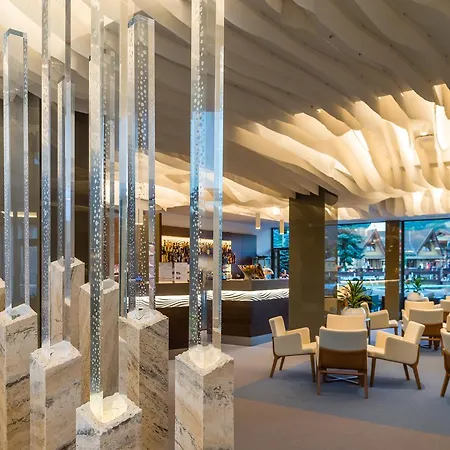 מלון Galeria Thermal Bešeňová